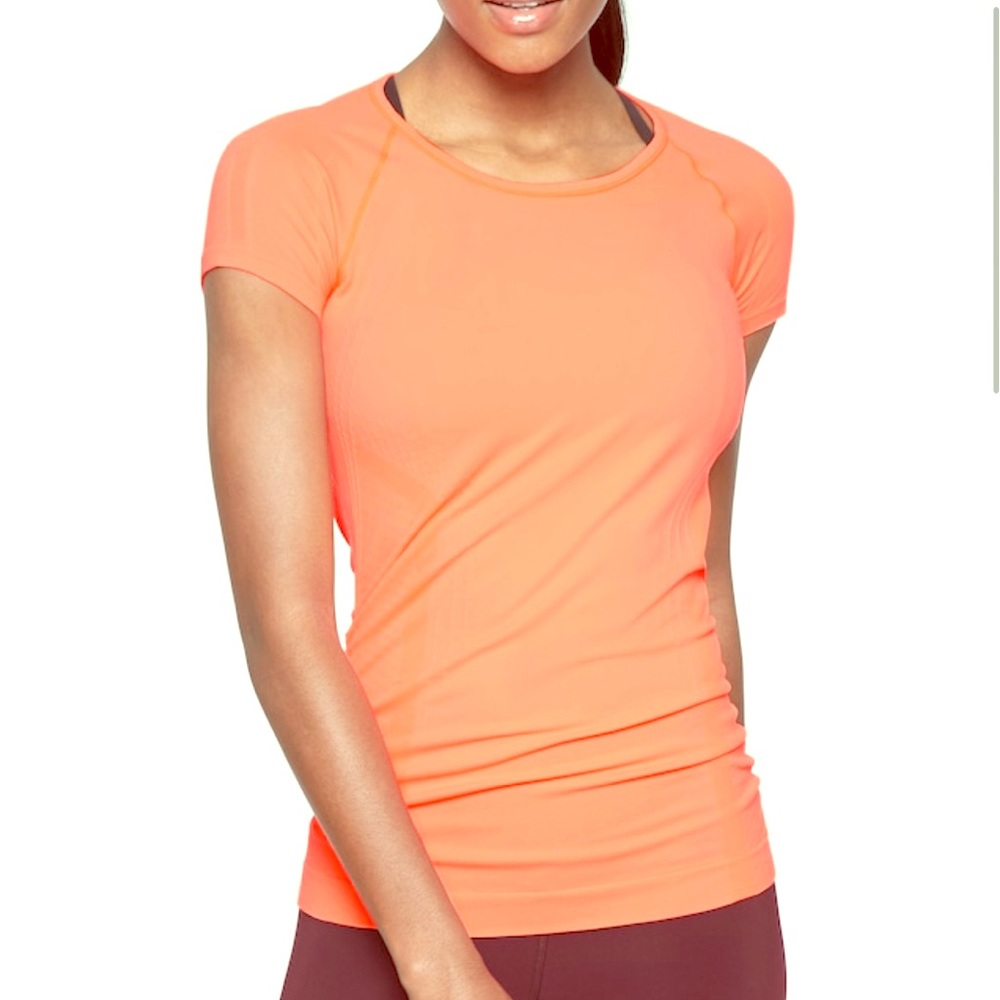 Athleta Speed Light Tee Energetic Peach Size S